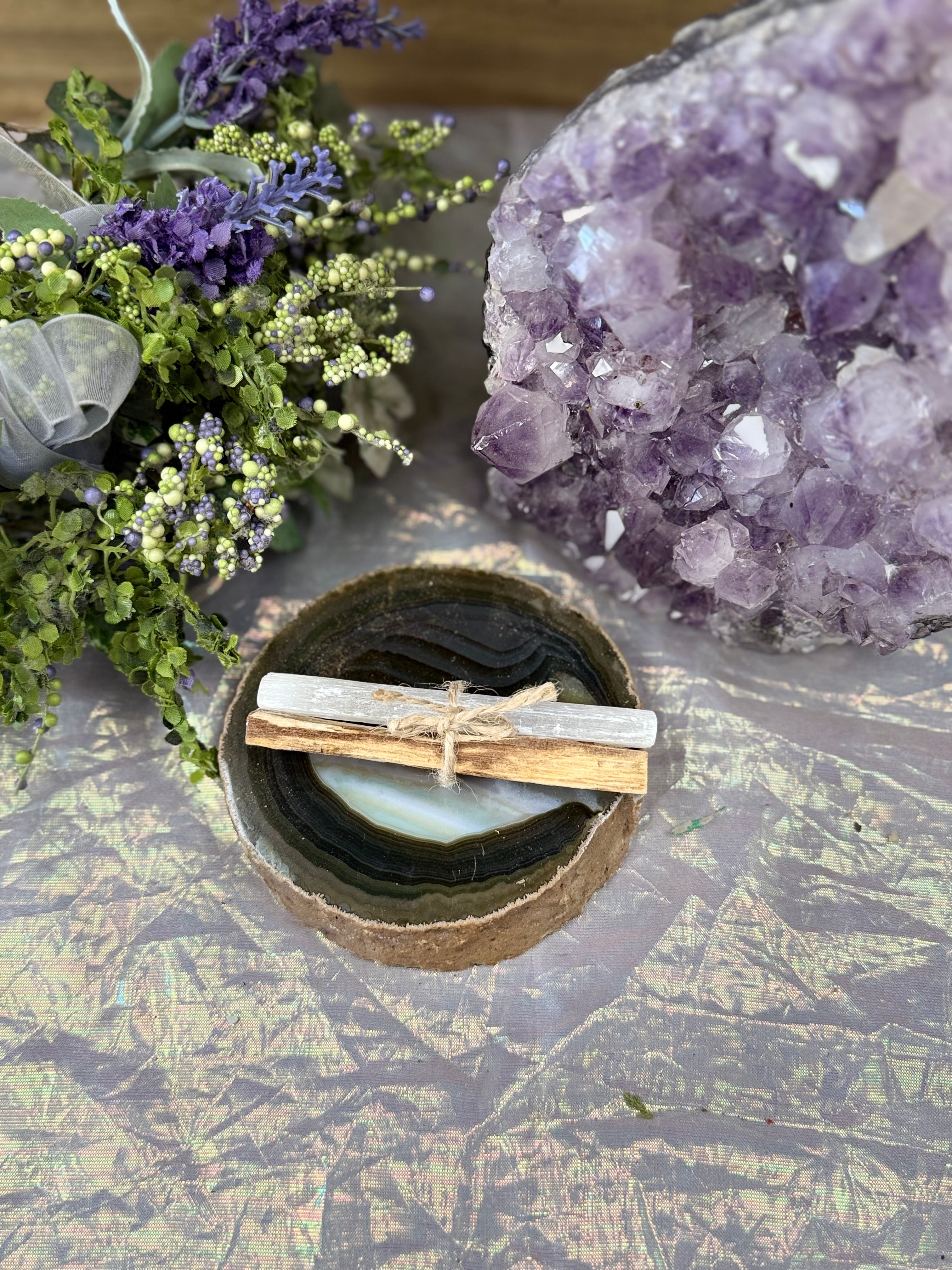 Protection Bundle - Palo Santo and Selenite