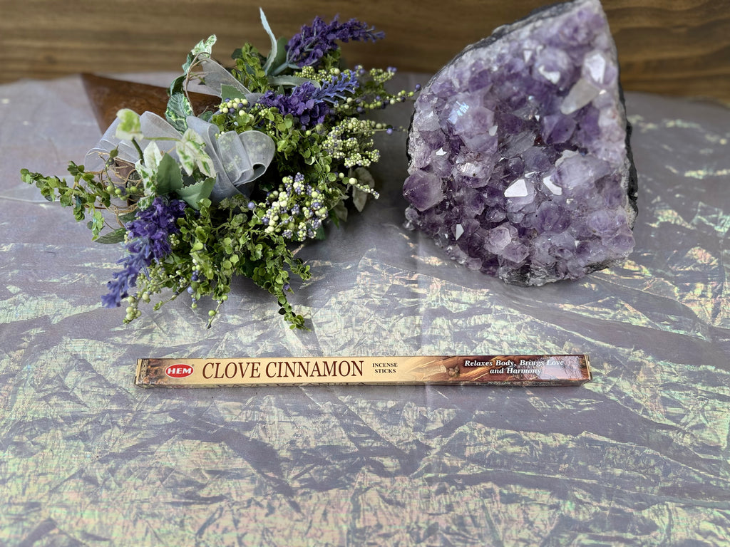 Clove Cinnamon Small Incense Pack